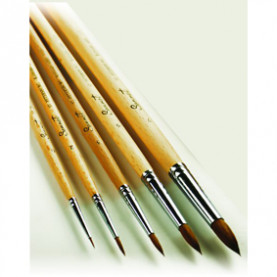 Кисть колонок круглая № 4 короткая ручка п/лаком Сонет